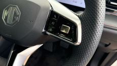 MG HS 1.5 T-GDI Trophy 5dr DCT Petrol Hatchback